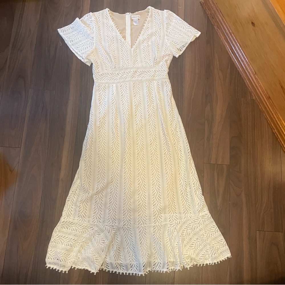 APRICOT Cream Lace Maxi Dress Flutter Sleeve V-Neck Ruffle Hem Lined Size 8 #482 - Picture 11 of 15